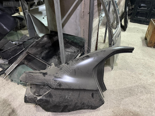 PEUGEOT 301 SAĞ ARKA ÇAMURLUK