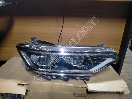 Volkswagen Passat b8.5 highline sağ far