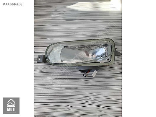 Ford escort 00115100 sağ sis lambası