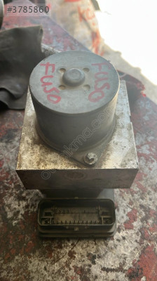 MITSUBİŞHİ FUSO CANTER ABS BEYNİ MK585522