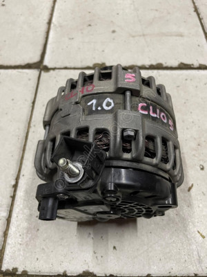 CLİO 5 5.5 MEGANE 4 BENZİNLİ ŞARJ DİNAMOSU ÇIKMA ORJİNAL PARÇA