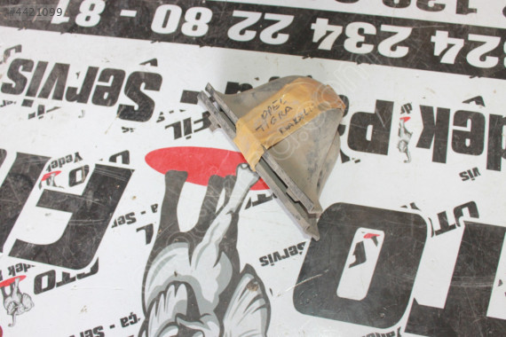 OPEL TİGRA BAKALİTLER