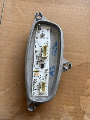 90100031 AUDİ Q2 LED FAR BEYNİ