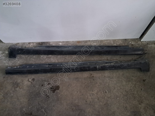 AUDİ A4 MARŞPİYEL KAPLAMASI SAĞ SOL TAKIM
