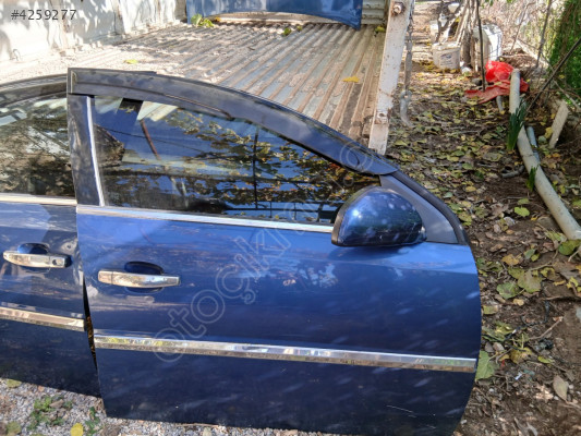 Opel vectra c sağ ön kapı