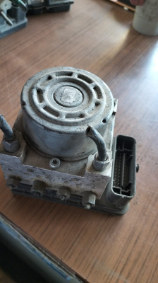 Peugeot 208 ABS Pump 9826857180 61792800105