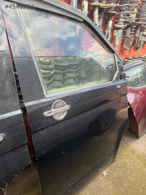 VOLKSWAGEN TRANSPORTER SAĞ ÖN KAPI