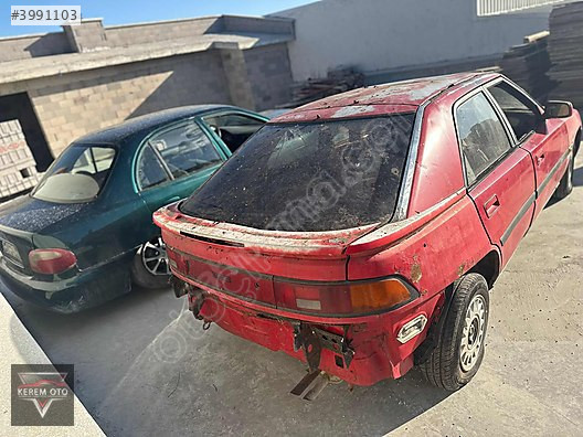 MAZDA 323 BAGAJ