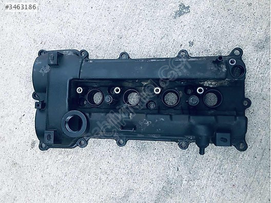 Hyundai i30 1.4 Benzinli Kulbütör Kapağı