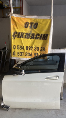 Mercedes A Serisi W176 Modeli İçin Sol Ön Kapı Parçası