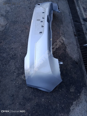 Renault Megane 4 hb arka tampon