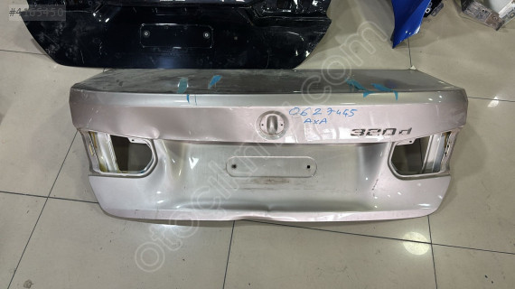 BMW 3 SERİ F30 BAGAJ KAPAĞI