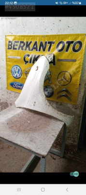 Nissan Micra sağ ön çamurluk