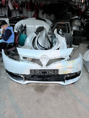 2012 2013 Renault scenic çıkma ön tampon