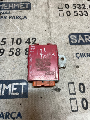 ÇIKMA TOYOTA COROLLA 85980-12240 8598012240 MERKEZİ KİLİT BEYNİ