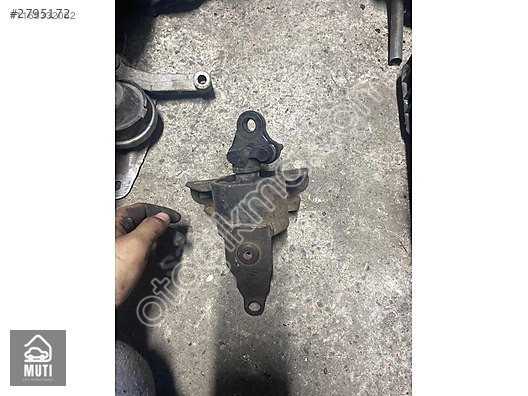 Toyota Corolla 101 Kasa Motor Takozu Sağ