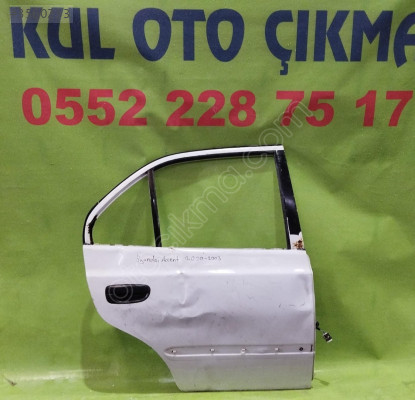 hyundai accent sağ arka kapı