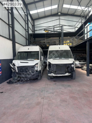 Volkswagen CRAFTER 2.5 ARAÇ ÜSTÜ ÇIKMA TEMİZ MOTORLAR