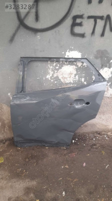 Peugeot 3008 sol arka kapı