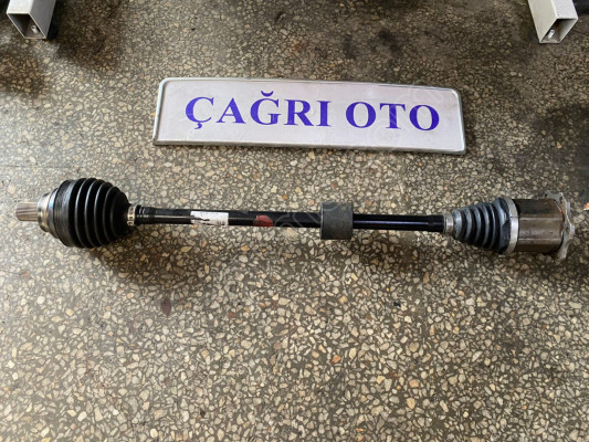 A3 Q2 GOLF CADDY T-ROC OCTAVİA LEON SAĞ AKS 5Q0407272DT