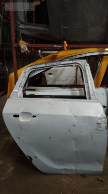 ford focus sağ arka kapı