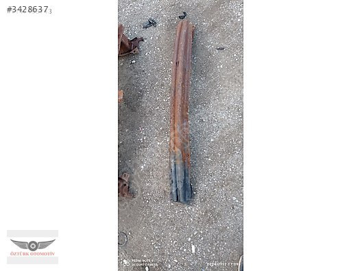 GOLF 5 ARKA TAMPON DEMİRİ