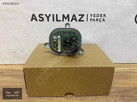AUDİ A4 B9 LED SAĞ FAR KÖŞE BEYNİ ORJİNAL OEM:1305715395