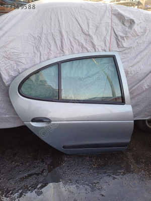 RENAULT MEGAN 1 SAG ARKA KAPI MERT
