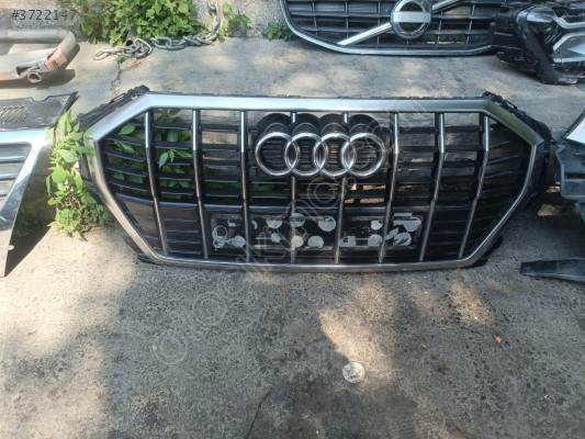 Orjinal Çıkma Audi Q3 Ön Panjur - Oto Yedek Parça