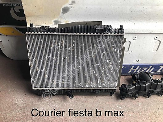 Courier b-max fiesta su radyatör çıkma orjinal