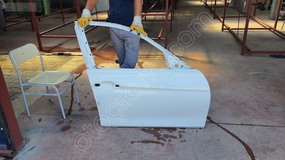 BMW 3 SERİSİ F30 SAĞ ÖN KAPI SEFALILAR OTO CIKMA