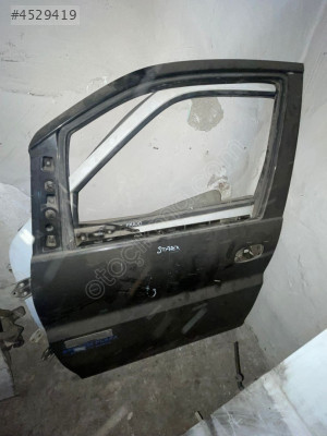 HYUNDAİ STAREX SAĞ ÖN KAPI KONUK OTO