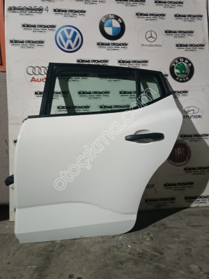 Dacia Sandero hatasız boyasız sol arka kapı 2021-2023