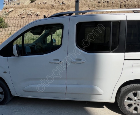 Opel combo sol ön kapı dolu çıkma orijinal