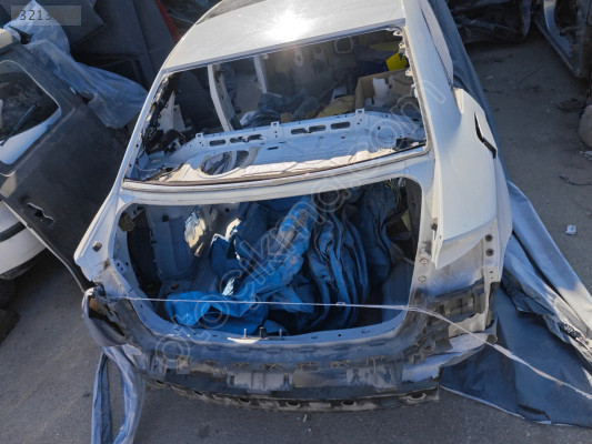 Audi A3 arka çamurluk kesme hatasız