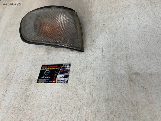 NİSSAN SUNNY ORİJİNAL HATASIZ SAĞ SİNYAL