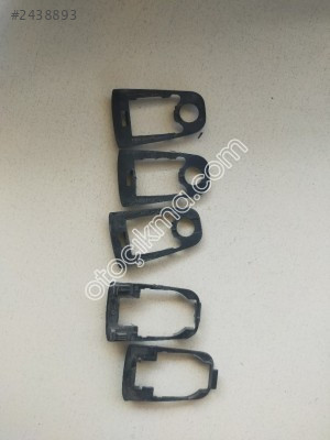 AUDİ A5 KAPI KOLU CONTASI 8T0837209 8T0837211