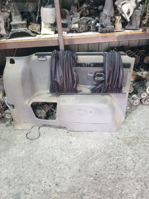 MERCEDES VİTO 2002 ÇIKMA ORİJİNAL SAĞ SÜRGÜLÜ KAPI DÖŞEMESİ