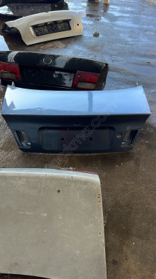 Bmw e46 bagaj kapağı