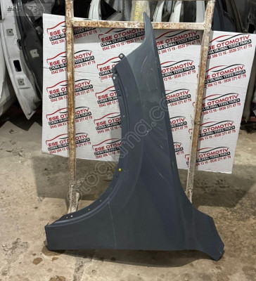 VOLVO XC90 GRİ SOL ÖN ÇAMURLUK ORJINAL