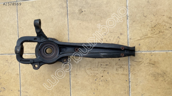 VW TOUAREG AUDİ Q7 TAŞIYICI SOL ÖN 7L0407257A