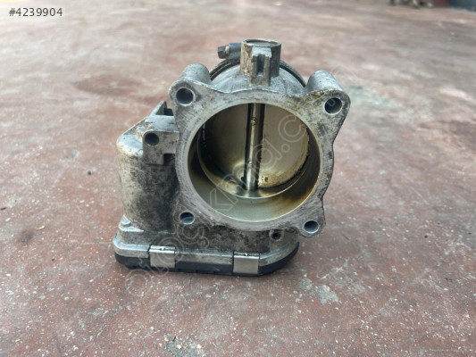 VOLVO T5 s60  GAZ KELEBEĞİ