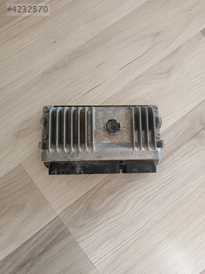 COROLLA 1.8 hybrit motor beyni 89661-0ZW90