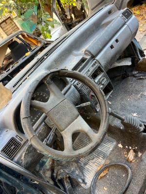 Fiat Uno çıkma ön göğüs