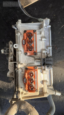 RENAULT AUSTRAL 1.2 E-TECH ÇIKMA ORJİNAL ŞARJ ÜNİTESİ 292A01152R