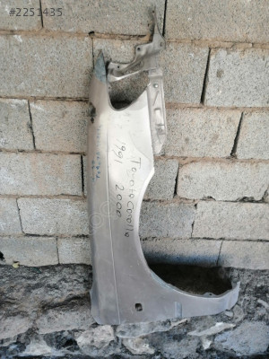 Toyota corrola sağ ön çamurluk 1991 2000 arası