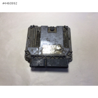 Audi A3 2.0 Motor Beyni 0261S02099 06F906056DK