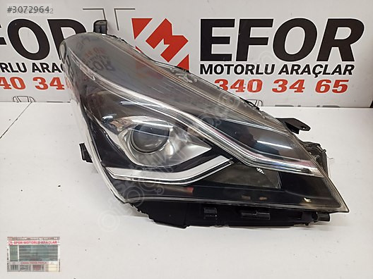 TOYOTA YARİS LEDLİ SAĞ FAR ÇIKMA ORİJİNAL PARÇA 2017-2018