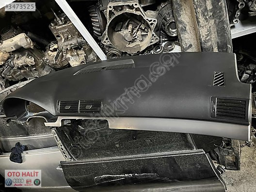 Audi A4 B7 Torpido Göğüs çıkma orjinal 2005 - 2008