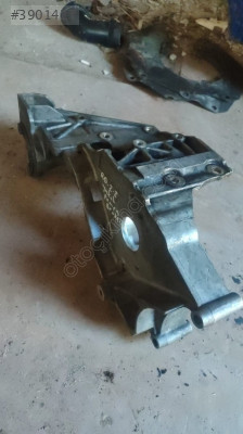 02-07 Chrysler Voyager 2.8 yakıt pompa braketi
